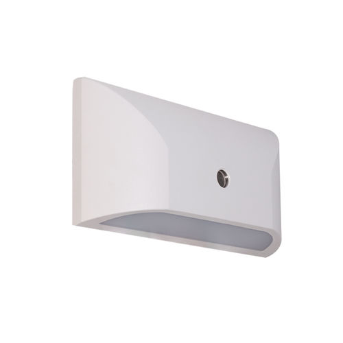 Applique contemporanea - HOLLY - RESISTEX - da interno / in policarbonato / per uso residenziale