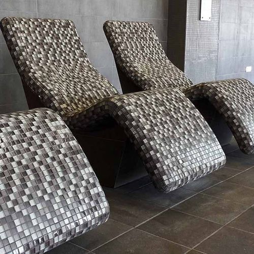 Chaise longue contemporanea - INTERVAP EUROPA SLU - in pietra / in pietra / per spa