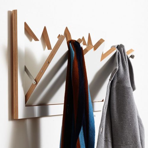 Appendiabiti a muro - FLÄPPS GARDEROBE HILLHÄNG - AMBIVALENZ - contemporaneo / in legno