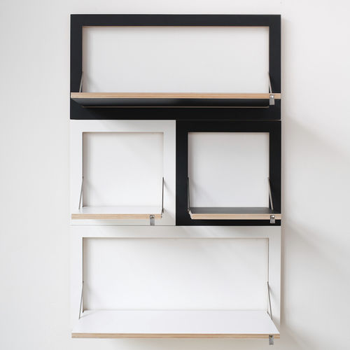 Sistema di scaffali a muro - FLÄPPS REGALSYSTEM - AMBIVALENZ - contemporaneo / in legno / per uso residenziale