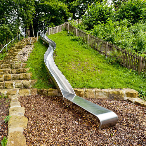 Scivolo girevole - CURE HOUSE HORN-BAD MEINBERG - atlantics GmbH - per parco giochi / in acciaio inossidabile