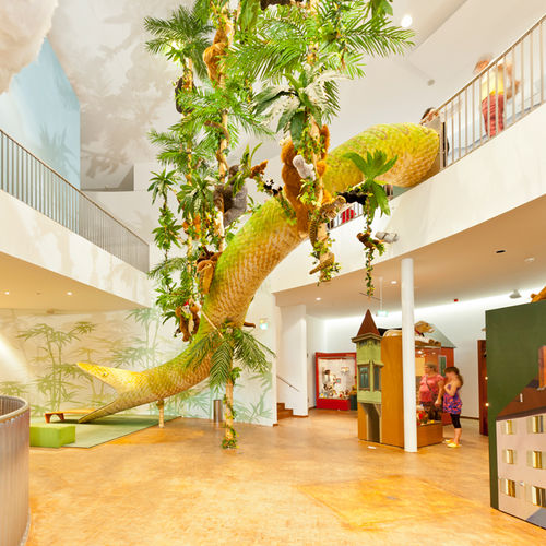 Scivolo girevole - STEIFF-MUSEUM GIENGEN - atlantics GmbH - per parco giochi / in acciaio inossidabile / tubolare