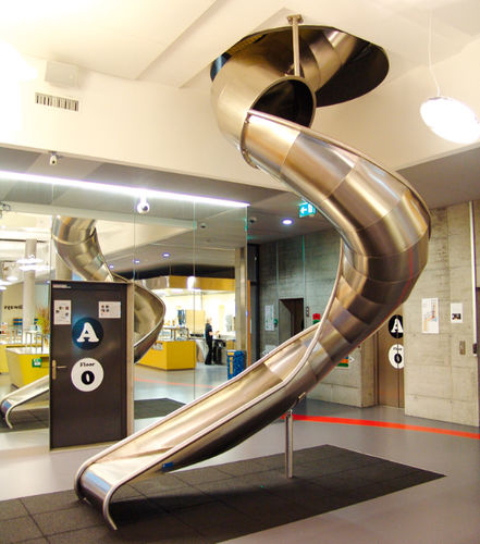Scivolo girevole - GOOGLE ZURICH  - atlantics GmbH - per parco giochi / in acciaio inossidabile