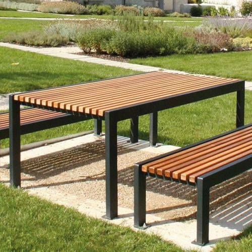 Tavolo contemporaneo - CINÉO  - univers & cité | mobilier urbain - in legno / in acciaio / con supporto in acciaio