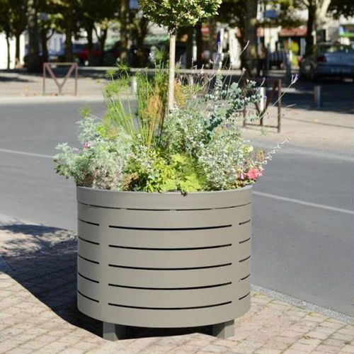 Fioriera in acciaio - CLÉA - univers & cité | mobilier urbain - quadrata / rotonda / su misura