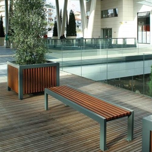 Panca per spazi pubblici contemporanea - CINEO  - univers & cité | mobilier urbain - in legno / in acciaio / senza schienale