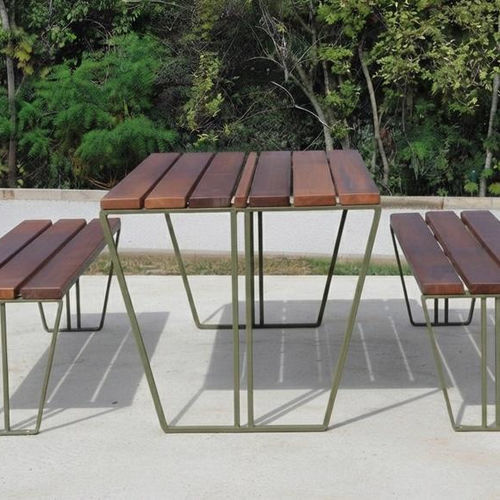 Tavolo contemporaneo - KYMO - univers & cité | mobilier urbain - in legno / con supporto in acciaio / rettangolare