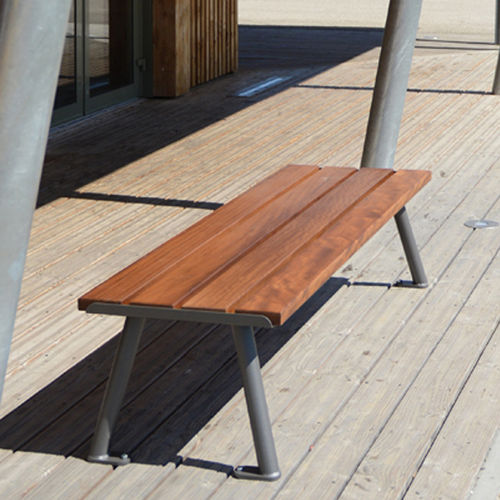 Panca per spazi pubblici contemporanea - ORIA  - univers & cité | mobilier urbain - in legno / in acciaio / senza schienale