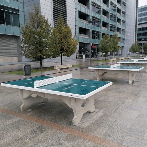Tavolo da ping-pong per esterni - VASART URBAN DESIGN - contemporaneo / per spazio pubblico / in calcestruzzo