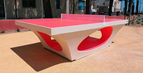 Tavolo da ping-pong per esterni - pongO - VASART URBAN DESIGN - per scuola / per edifici pubblici / per spazio pubblico