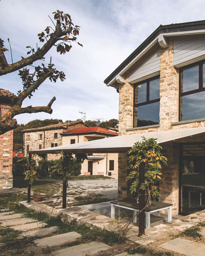 Pergola addossata - OTTOEMEZZO - UNOSIDER - in ferro modellato / in PVC / con copertura in tela