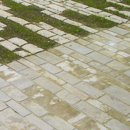 Pavé in pietra naturale - DIETFURTER DOLOMITE - Franken-Schotter GmbH & Co. KG - da esterno / carrabile / per spazio pubblico