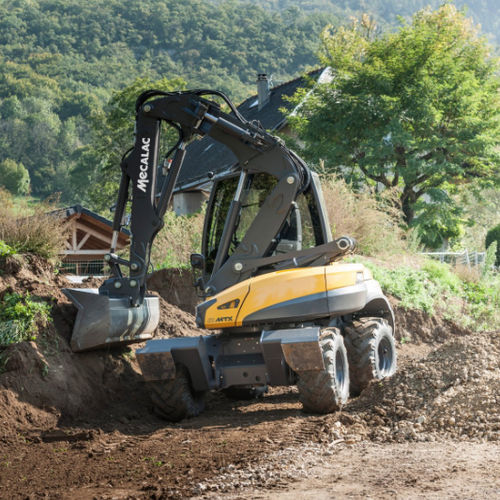 Escavatore midi - 12MTX - MECALAC Baumaschinen GmbH - su ruote / girevole / ergonomico