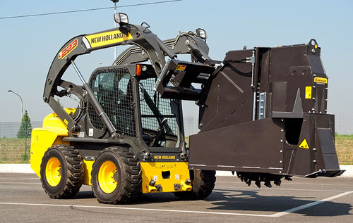 Minipala a 4 ruote motrici - L223 - New Holland Construction