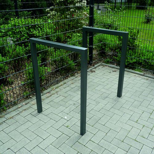 Poggia-biciclette a pavimento - 454.075B - Schake GmbH - per spazio pubblico / in acciaio / professionale