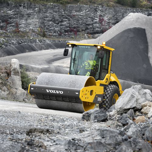 Rullo compattatore monocilindro - SD115B - Volvo Construction Equipment Germany GmbH - di terre