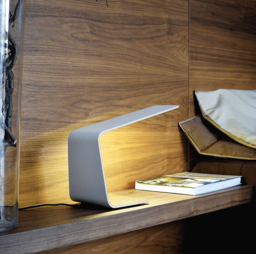 Lampada da tavolo - LED1 - Tunto - in legno laccato / contemporanea / con cavo