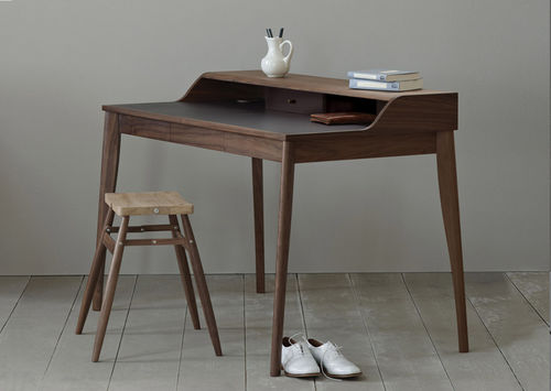 Scrivania contemporanea - YVES - PINCH - in legno / con 4 gambe