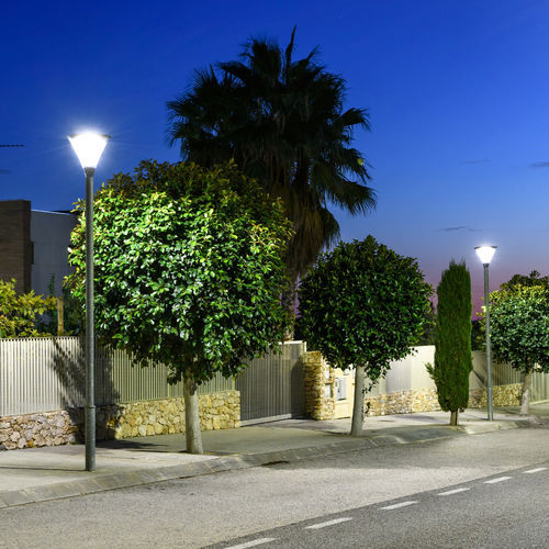Lampione urbano - C-LINE - CARANDINI - contemporaneo / in PMMA / LED