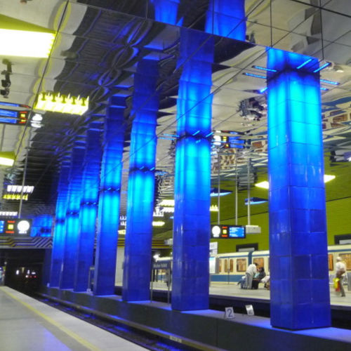 Controsoffitto in metallo - SUBWAY "MÜNCHNER FREIHEIT" - Design Factory cmb - in pannelli / decorativo