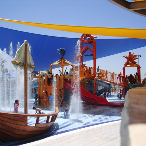 Struttura ludica per parco acquatico - TODDLER - Van Egdom - in plastica / in legno / in calcestruzzo
