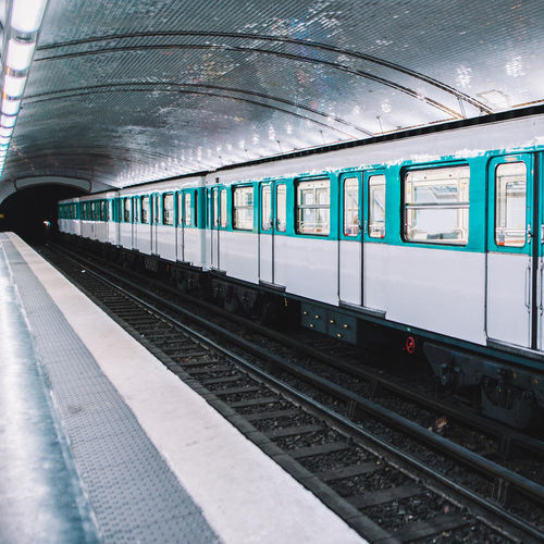 Pavimento in linoleum - LINORAIL HL3  - DESSO OFFICE - da interno / da esterno / per aree à traffico intenso
