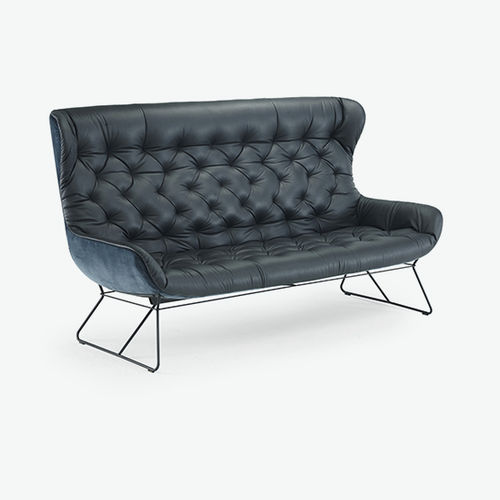 Divanetto imbottito chesterfield - LEYA - FREIFRAU - in tessuto / in pelle / con supporto in metallo