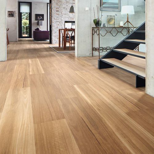 Pavimento in vinile - LOOSELAY LONGBOARD : LEMON SPOTTED GUM - Designflooring - da interno / industriale / per ufficio