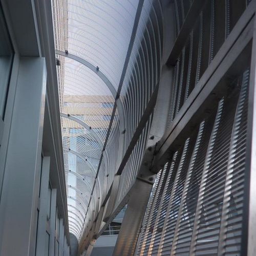 Maglia metallica in acciaio inossidabile - WEDGE SCREENS - Ieronimakisinox - per edificio / per frangisole / a maglia lunga