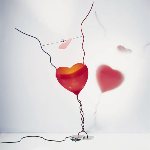 Lampada da tavolo - ONE FROM THE HEART - INGO MAURER - in metallo / in vetro / in plastica