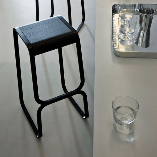 Sgabello da bar contemporaneo - CONTINUUM - Lapalma - in legno / con supporto in acciaio verniciato a polvere / imbottito