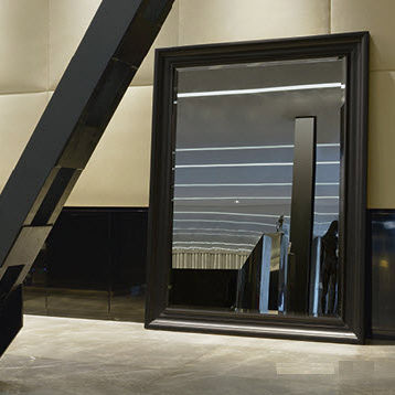 Specchio da terra - CESAR - B.M.B. snc - Spiegel - contemporaneo / rettangolare / in legno laccato