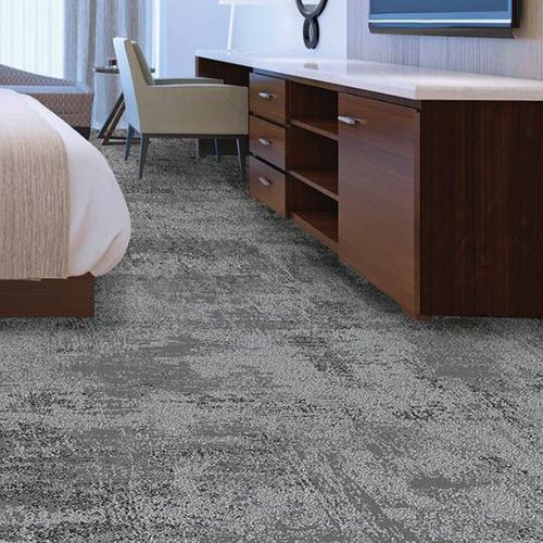 Moquette tufted - LÉON SOFT - Balsan - strutturata / pelo raso / in nylon
