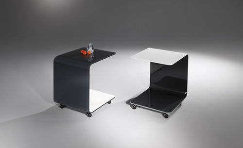 Tavolo d'appoggio contemporaneo - ZABO - Dreieck GmbH - in vetro / rettangolare / con rotelle