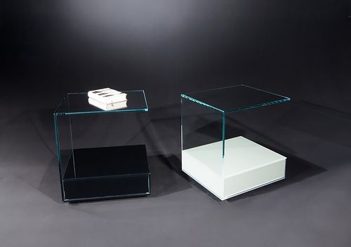 Comodino contemporaneo - PURE DOWN - Dreieck GmbH - in vetro / rettangolare / con cassetti