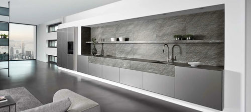 Cucina contemporanea - E3.0 - eggersmann küchen GmbH & Co. KG - in quarzite / in alluminio anodizzato / a scomparsa