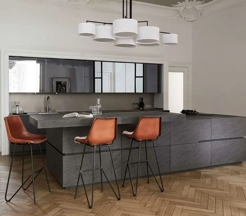 Cucina contemporanea - Town House Hamburg - eggersmann küchen GmbH & Co. KG - in vetro / in quarzite / in laminato