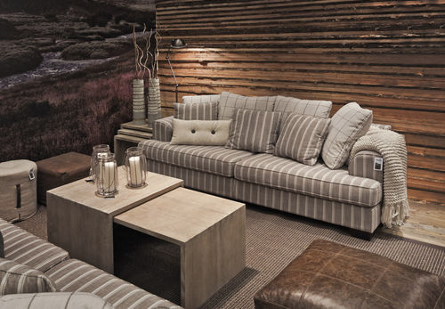 Divano contemporaneo - FRANKLIN - Furninova AB - in tessuto / beige / 3 posti