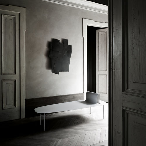 Panca contemporanea - SOFTER THAN STEEL - DESALTO spa - in alluminio / in acciaio laccato / senza schienale