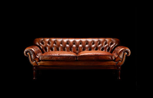 Divano chesterfield - JOHN HAWKESWORTH - Fleming & Howland - in pelle / marrone / 2 posti