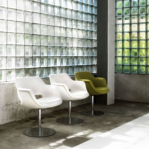 Sedia visitatore contemporanea - KILTA - Martela - da interno / in pelle / con supporto in metallo
