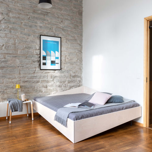 Letto matrimoniale - CORNERBED - Radis Furniture - contemporaneo / d'angolo / in compensato