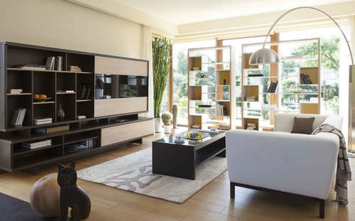 Parete attrezzata per soggiorno contemporanea - INNAMO  - SBA Baldu Kompanija SBA Furniture Company - in legno laccato