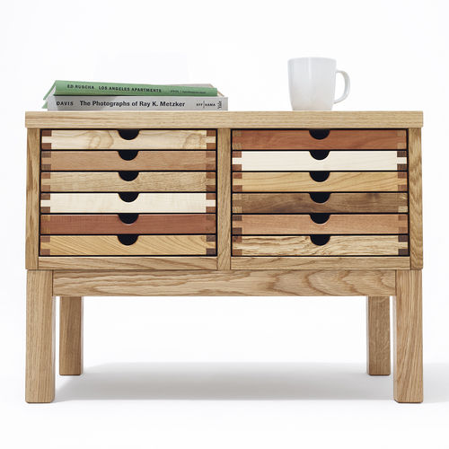 Comodino design originale - SIXTEMATIC  - sixay furniture - in rovere / in noce / in legno massiccio
