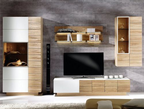 Parete attrezzata TV contemporaneo - V-Montana - Voglauer Möbelwerk Gschwandtner & Zwilling GmbH & Co. KG - in rovere / in noce / in vetro