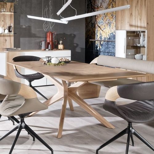 Tavolo da pranzo contemporaneo - V-Alpin - Voglauer Möbelwerk Gschwandtner & Zwilling GmbH & Co. KG - in rovere / con supporto in quercia / rettangolare