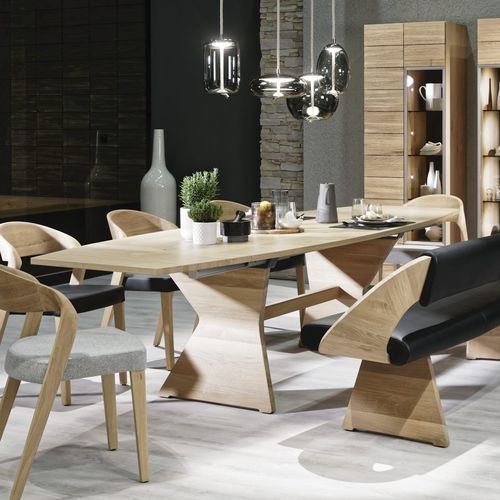Tavolo da pranzo contemporaneo - V-Montana  - Voglauer Möbelwerk Gschwandtner & Zwilling GmbH & Co. KG - in rovere / in noce / con supporto in quercia