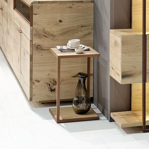 Tavolo d'appoggio contemporaneo - V-Cube - Voglauer Möbelwerk Gschwandtner & Zwilling GmbH & Co. KG - in rovere / con supporto in metallo / quadrato