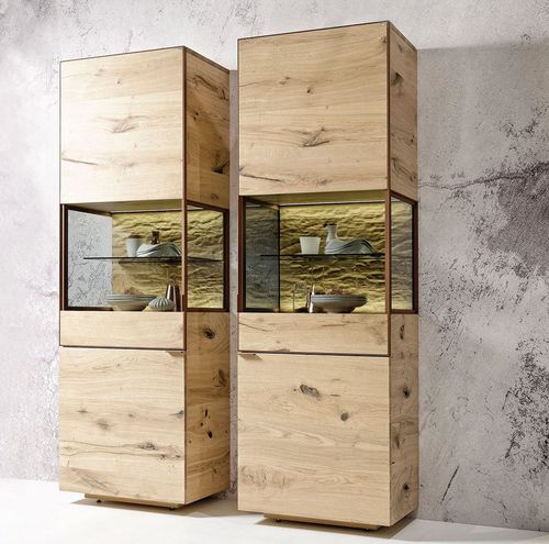 Vetrina contemporanea - V-Cube - Voglauer Möbelwerk Gschwandtner & Zwilling GmbH & Co. KG - in rovere / in metallo / illuminata