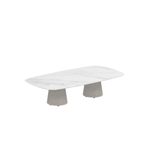 Tavolo contemporaneo -  CONIX - Royal Botania - in teak / in ceramica / con supporto in calcestruzzo
